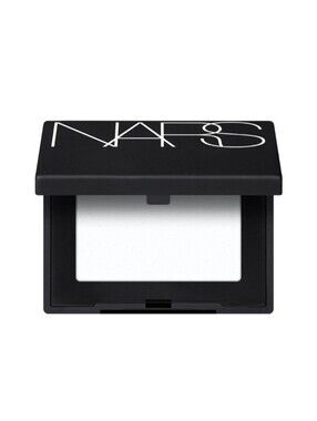 Nib! NARS Light Reflecting Setting Powder Pressed, Translucent Crystal